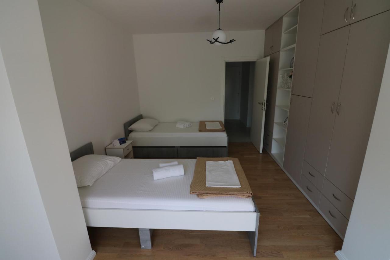 Apartment Sandrita Kotor Exterior foto